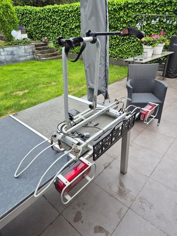 Fietsendrager Pro User Saffier | 2 Fietsen | Nieuwe stekker beschikbaar voor biedingen