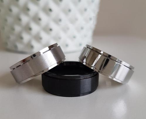 Spinner Ring Anti stress Fidget Ring RVS Zwart of Zilver, Sieraden, Tassen en Uiterlijk, Ringen, Nieuw, Dame of Heer, Zilver, IJzer of Staal