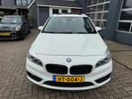 BMW 2-serie Active Tourer 218i Essential Sport / Pano / Trek, 65 €/maand, Gebruikt, Euro 6, Wit
