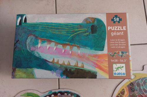 Djeco draak vloerpuzzel Leon de draak 1m38 58 stukjes, Kinderen en Baby's, Speelgoed | Kinderpuzzels, Zo goed als nieuw, 2 tot 4 jaar