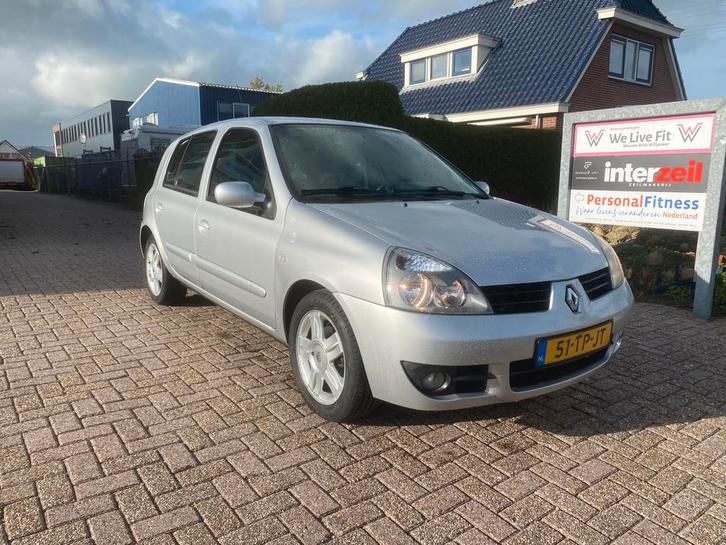 Renault Clio 1.2 16V Campus 2006 Grijs, Auto's, Renault, Bedrijf, Clio, ABS, Airbags, Airconditioning, Boordcomputer, Centrale vergrendeling