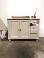 Commode / babykamer / vintage / brocante / kast / ladekast, Kinderen en Baby's, Kinderkamer | Commodes en Kasten, Ophalen of Verzenden