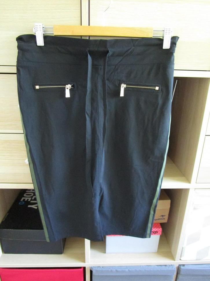 Jane Lushka - zwart travelstof rokje maat S, Kleding | Dames, Rokken, Zo goed als nieuw, Maat 36 (S), Zwart, Knielengte, Ophalen of Verzenden