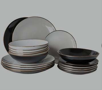 18 delig servies  beschikbaar voor biedingen