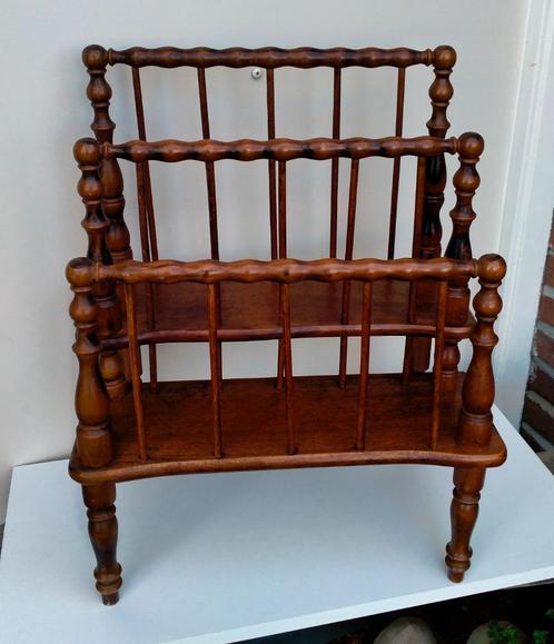 Antiek houten Lectuurrek / Lectuurbak / Krantenbak, Antiek en Kunst, Antiek | Woonaccessoires, Ophalen of Verzenden