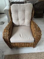 2 Rattan Stoelen z.g.a.n. incl. kussens, Huis en Inrichting, Fauteuils, Ophalen, Minder dan 75 cm, Riet of Rotan, Zo goed als nieuw