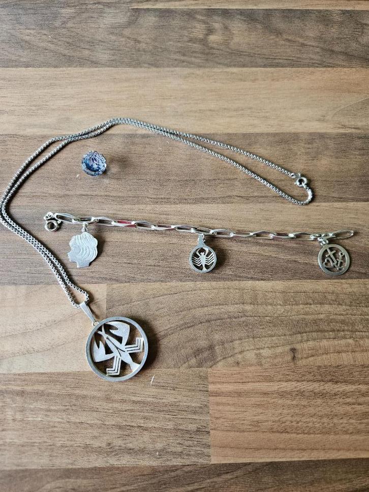 zilveren sieraden met sterrenbeeld kreeft, Sieraden, Tassen en Uiterlijk, Kettingen, Zo goed als nieuw, Zilver, Zilver, Ophalen of Verzenden