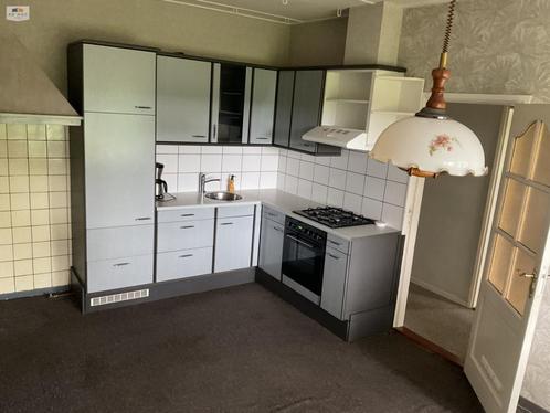 NIEUW! Woonruimte te huur Schoolpad, Emmen, Huizen en Kamers, Huizen te huur