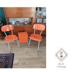 Vintage stoelen nachtkastje oranje slaapkamer set stoel kast, Huis en Inrichting, Stoelen, Twee, Gebruikt, Ophalen, Overige kleuren