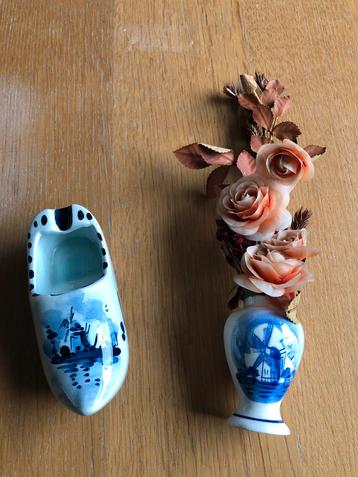 Klompje en vaasje Delfts blauw beschikbaar voor biedingen