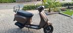 AGM VX50 MET 2675 KM EROP., Ophalen, Zo goed als nieuw