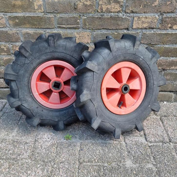 2 skelterwielen met tractor profiel, Kinderen en Baby's, Speelgoed | Buiten | Skelters, Zo goed als nieuw, Overige merken, Ophalen of Verzenden