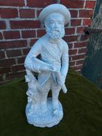 Wit beeld, staande jager met geweer., Tuin en Terras, Tuinbeelden, Niet bekend, Kunststof, Verzenden, Niet bekend