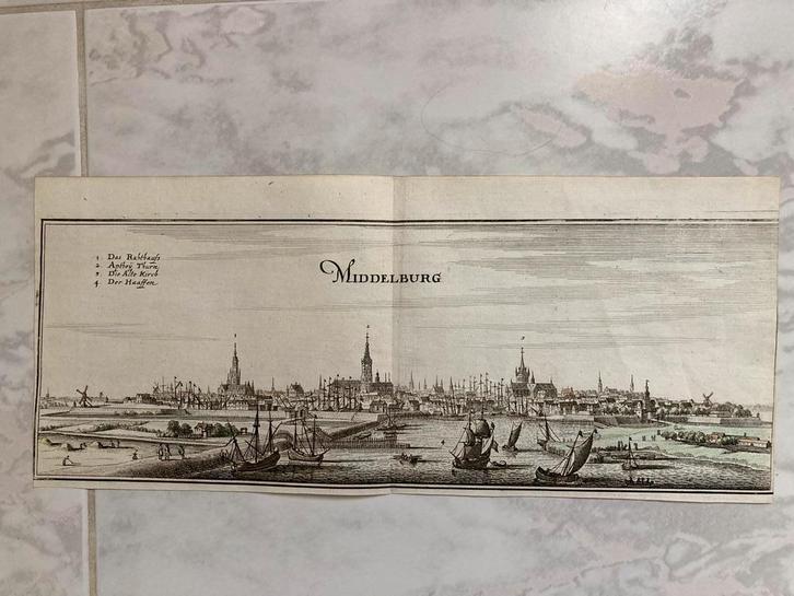 Gezicht op Middelburg,  Caspar Merian, 1686, afm. 36x16cm., Antiek en Kunst, Kunst | Etsen en Gravures, Ophalen of Verzenden