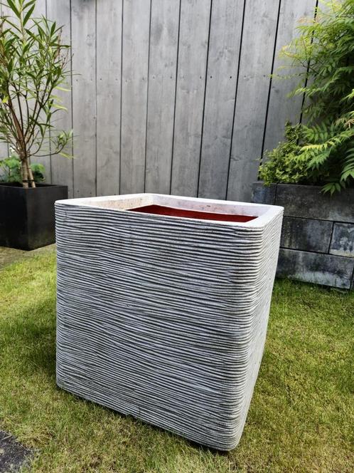 Capi europe ribbelbak grijs, Tuin en Terras, Bloembakken en Plantenbakken, Zo goed als nieuw, Kunststof, Binnen, Minder dan 60 cm