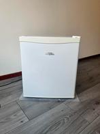 Everglades mini fridge with a freezer compartment, Huis en Inrichting, Ophalen, Gebruikt