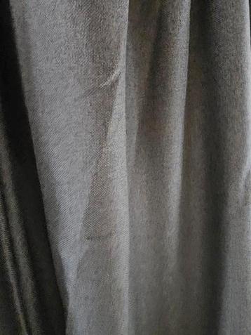 Verduisterende gordijnen 274 hoog V54 beschikbaar voor biedingen