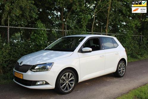 Skoda Fabia 1.2 TSI Edition *Carplay *Stoelverwarming, Auto's, Skoda, Bedrijf, Te koop, Fabia, ABS, Airbags, Airconditioning, Alarm