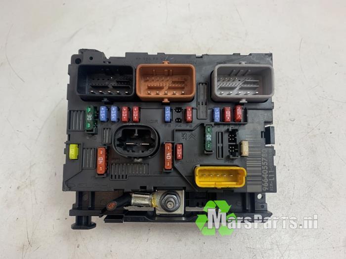 Zekeringkast van een Peugeot 207, Auto-onderdelen, Elektronica en Kabels, Peugeot, Gebruikt, 3 maanden garantie, Ophalen of Verzenden