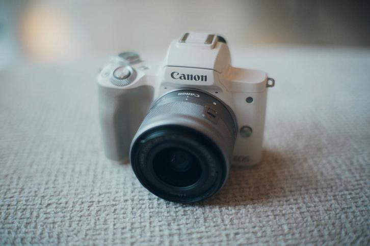 Canon Eos M50 Systeemcamera + Toebehoren + Canon lens, Audio, Tv en Foto, Fotocamera's Digitaal, Zo goed als nieuw, Canon, Geen optische zoom