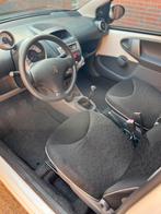 Peugeot 107 1.0 12V 3DR 2010 Wit, Auto's, Peugeot, Voorwielaandrijving, 4 stoelen, Handgeschakeld, Particulier
