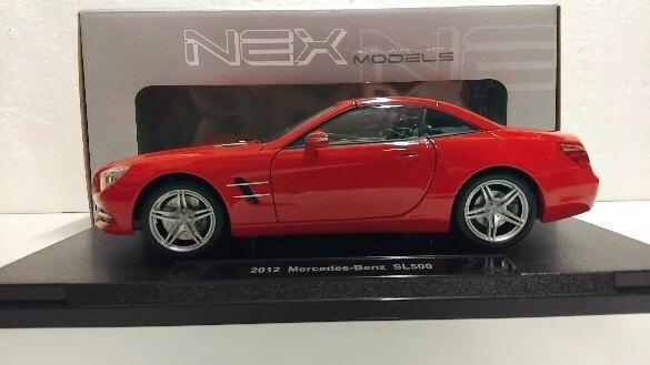 Mercedes Benz SL 500 closed top tango red Welly 1:18 KRD, Hobby en Vrije tijd, Modelauto's | 1:18, Zo goed als nieuw, Auto, Welly