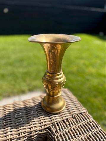 Diverse vintage messing objecten beschikbaar voor biedingen