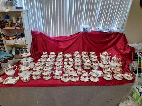 Weer heel veel royal albert old country rose alles los t.k, Antiek en Kunst, Antiek | Servies los, Ophalen of Verzenden