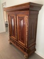 Grote houten kast – Klassiek en karaktervol, Ophalen