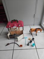 Complete paardenstal met diverse accessoires. Inclusief paar, Ophalen of Verzenden, Gebruikt