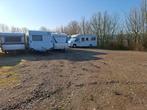 Caravan stalling Piershil, Caravans en Kamperen, Caravanstallingen