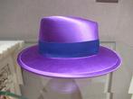 Nieuwe paarse Fedora hoed van Saint Laurent, mt Small, Kleding | Dames, Hoeden en Petten, Nieuw, Saint Laurent, Hoed, Verzenden
