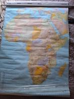 Kaart van Afrika 120 cm lang 80 cm breed 1:9000000., Boeken, Atlassen en Landkaarten, Ophalen of Verzenden, Zo goed als nieuw