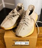 Yeezy 350 Boost V2 “Sesame” – Maat 42, Kleding | Heren, Schoenen, Overige kleuren, Ophalen of Verzenden, Yeezy Boost 350 V2, Sneakers of Gympen