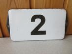 Vintage emaille huisnummer 2, Ophalen of Verzenden