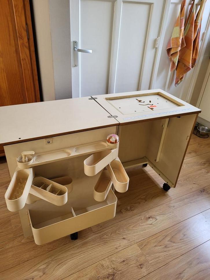 Vintage Naaimachine Kastje Teab., Huis en Inrichting, Kasten | Overige, Gebruikt, Ophalen