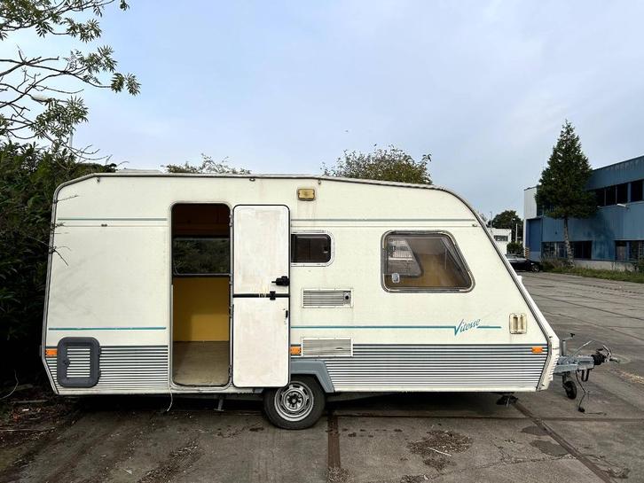 Bieden : Beyerland Vitesse430TM, Caravans en Kamperen, Caravans, Particulier, tot en met 4, 750 - 1000 kg, Treinzit, Beyerland