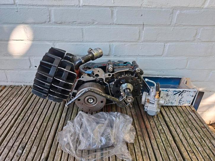 Tomos 65cc race blok plug & play nieuw type, Fietsen en Brommers, Brommeronderdelen | Algemeen, Zo goed als nieuw, Blok, Ophalen of Verzenden