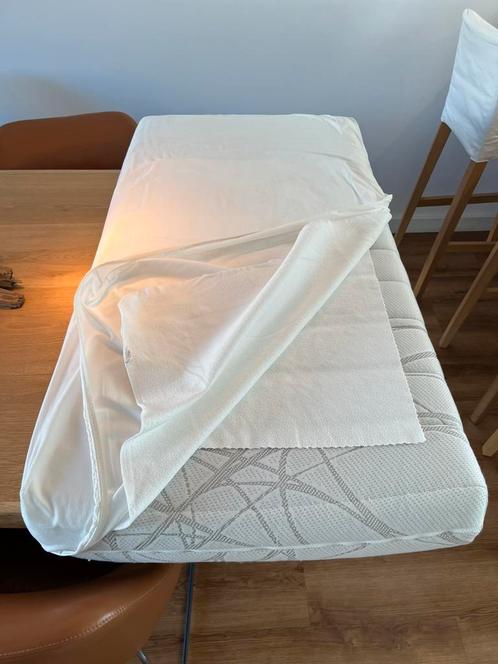 Matras van natuurlijke materialen voor ledikant (60x120), Huis en Inrichting, Slaapkamer | Matrassen en Bedbodems, Zo goed als nieuw