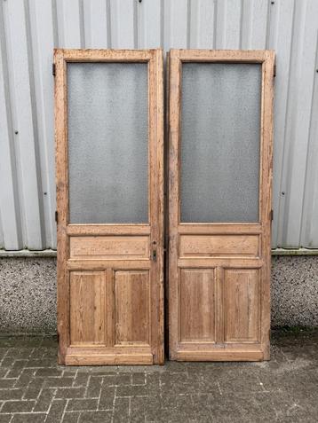 Fraaie antieke ensuitedeuren met antiek glas 82 x 243 beschikbaar voor biedingen