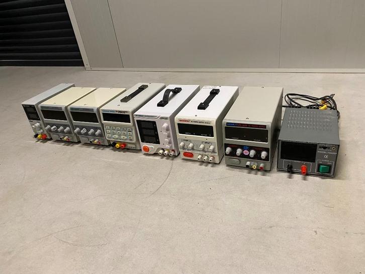 Diverse DC Power Supplies / Labvoedingen – Goed werkend, Hobby en Vrije tijd, Elektronica-componenten, Gebruikt, Ophalen of Verzenden