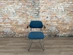 Ahrend Buisframe Sledestoel blauw bij TheReSales, Huis en Inrichting, Blauw, Metaal, Ophalen of Verzenden, Zo goed als nieuw