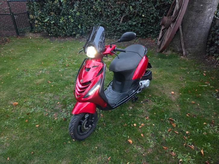 Piaggio Zip 50cc 2018 - Zeer Nette Staat, Fietsen en Brommers, Scooters | Piaggio, Zo goed als nieuw, Zip, Maximaal 45 km/u, Benzine