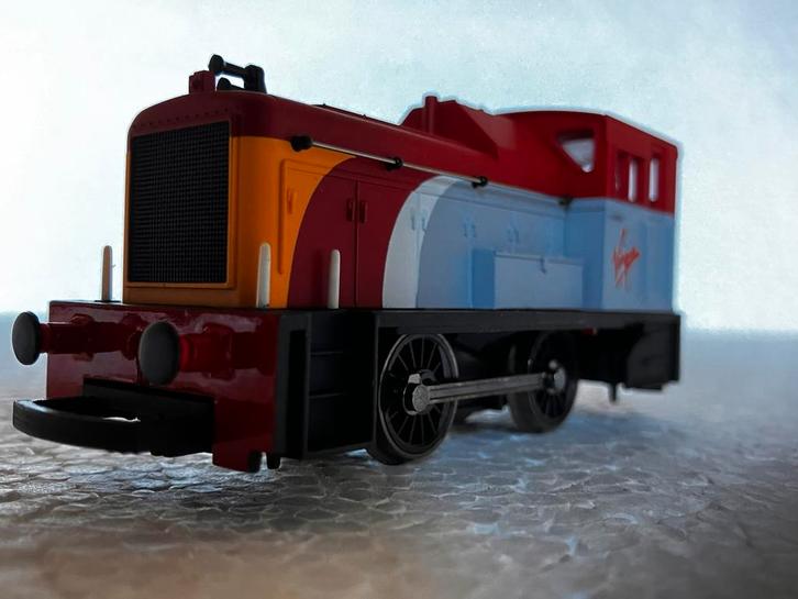 Hornby rangeerdiesellokomotief, Hobby en Vrije tijd, Modeltreinen | H0, Zo goed als nieuw, Brug, Tunnel of Gebouw, Gelijkstroom of Wisselstroom