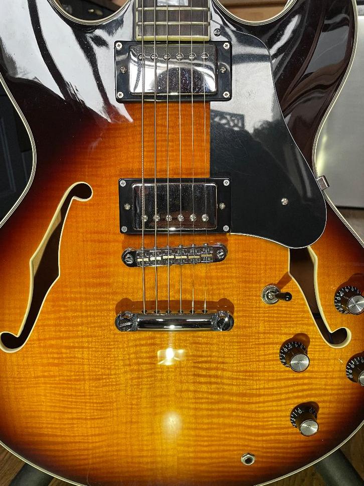 Sire H7 Larry Carlton Nieuwstraat, Muziek en Instrumenten, Snaarinstrumenten | Gitaren | Elektrisch, Zo goed als nieuw, Hollow body