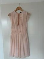 Chiffon jurk mt S poederroze, Ophalen of Verzenden, Zo goed als nieuw, Roze, Trouwjurk