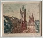 Gesigneerde kleurenets Praag – oplage 13/100, Antiek en Kunst, Kunst | Etsen en Gravures, Ophalen of Verzenden