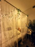Ikea bed VITARNA four- poster bed frame, bieden vanaf €110, Huis en Inrichting, Wit, Tweepersoons, Zo goed als nieuw, 200 cm