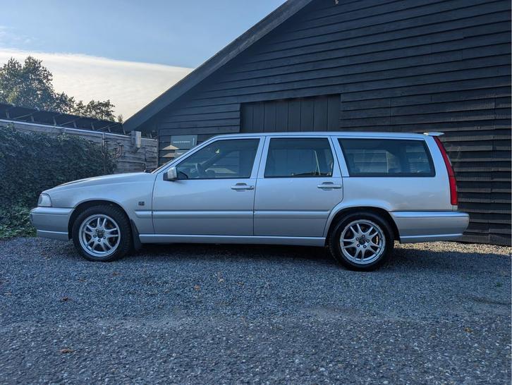 Volvo V70 2.4 Europa (bj 1999, automaat), Auto's, Volvo, Bedrijf, Te koop, V70, ABS, Airconditioning, Alarm, Boordcomputer, Centrale vergrendeling