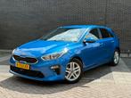 Kia Ceed hatchback mild hybride automaat DynamicPlusLine, Auto's, Kia, 4 cilinders, Blauw, Leder en Stof, Geïmporteerd